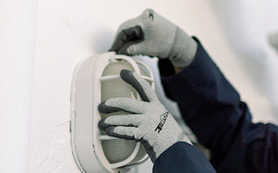 When Should You Call a Commercial/Industrial Electrician?